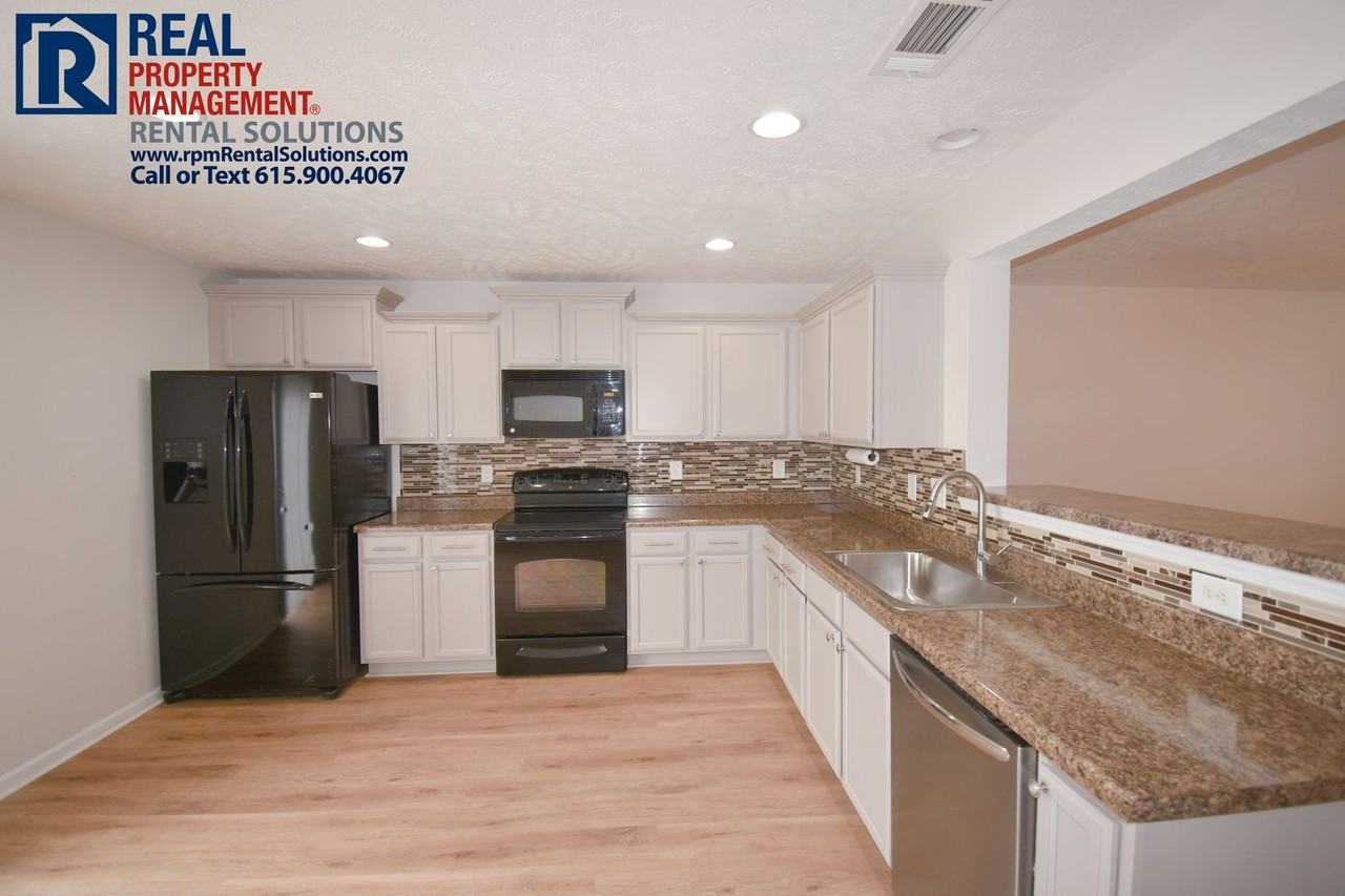 3028 Burnt Pine Dr - Photo 7 of 17