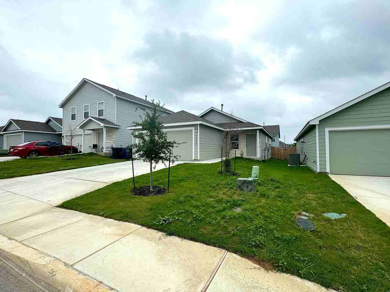 10022 Kersey Ml - Photo 2 of 24