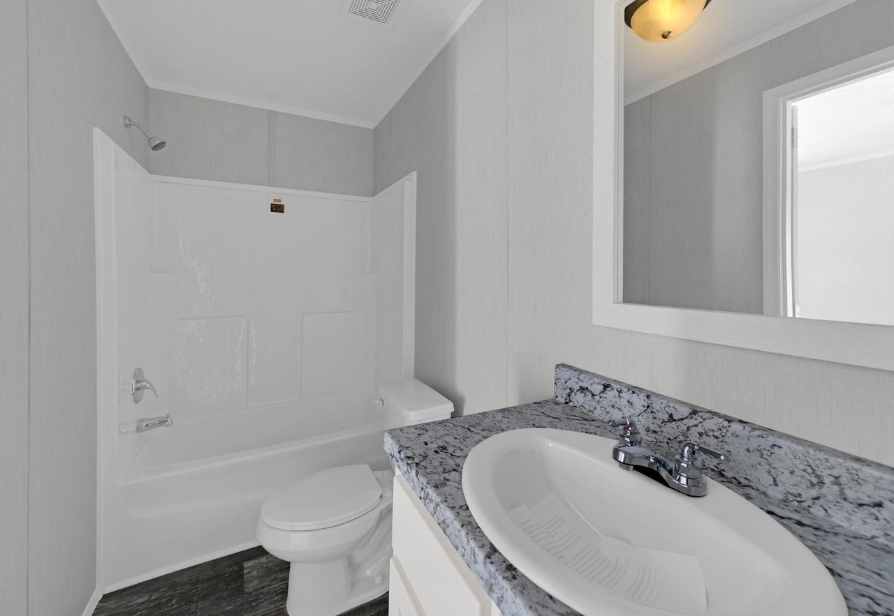 783 Navy St - Photo 3 of 18