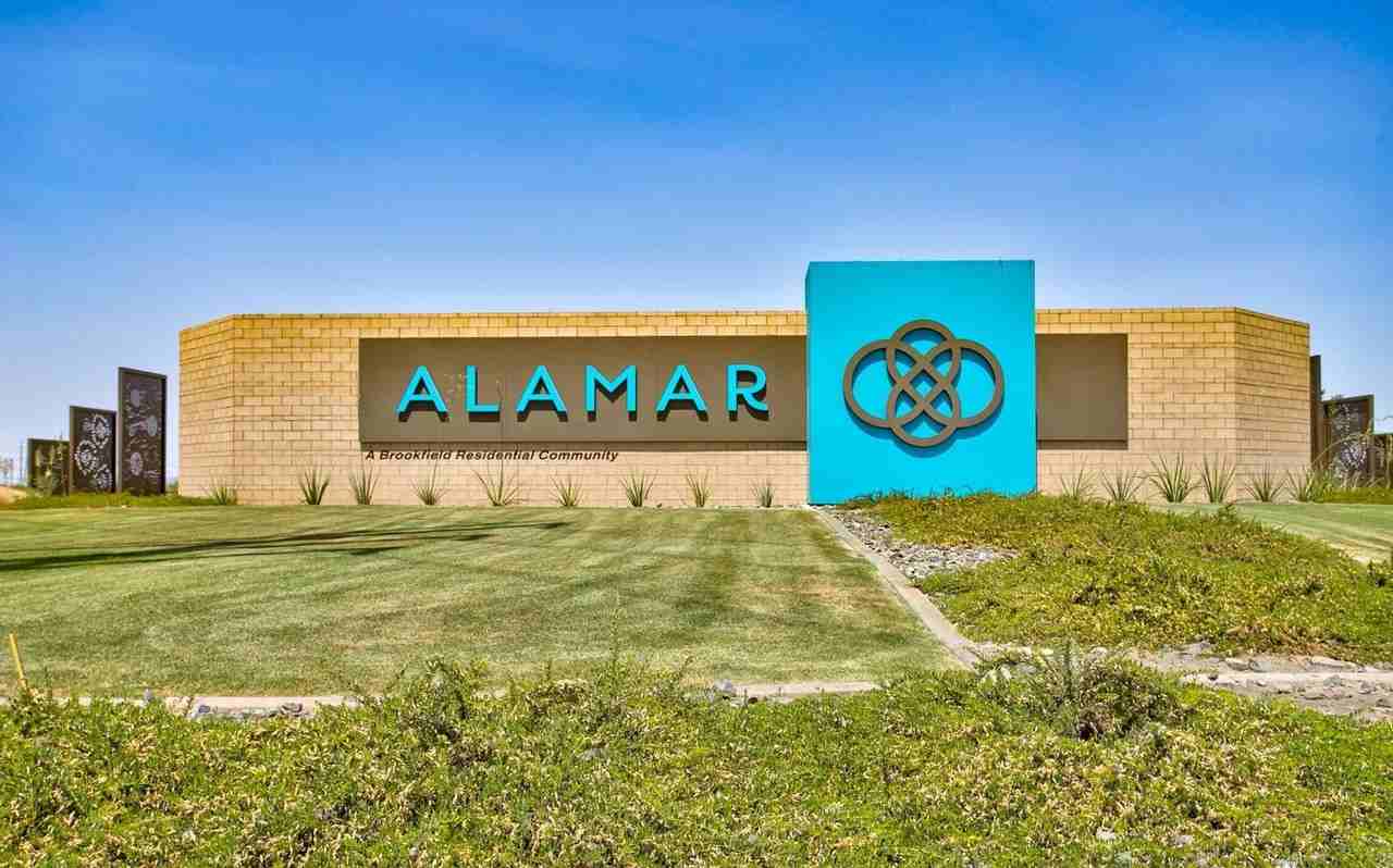 12785 W Levi Dr - Photo 3 of 48