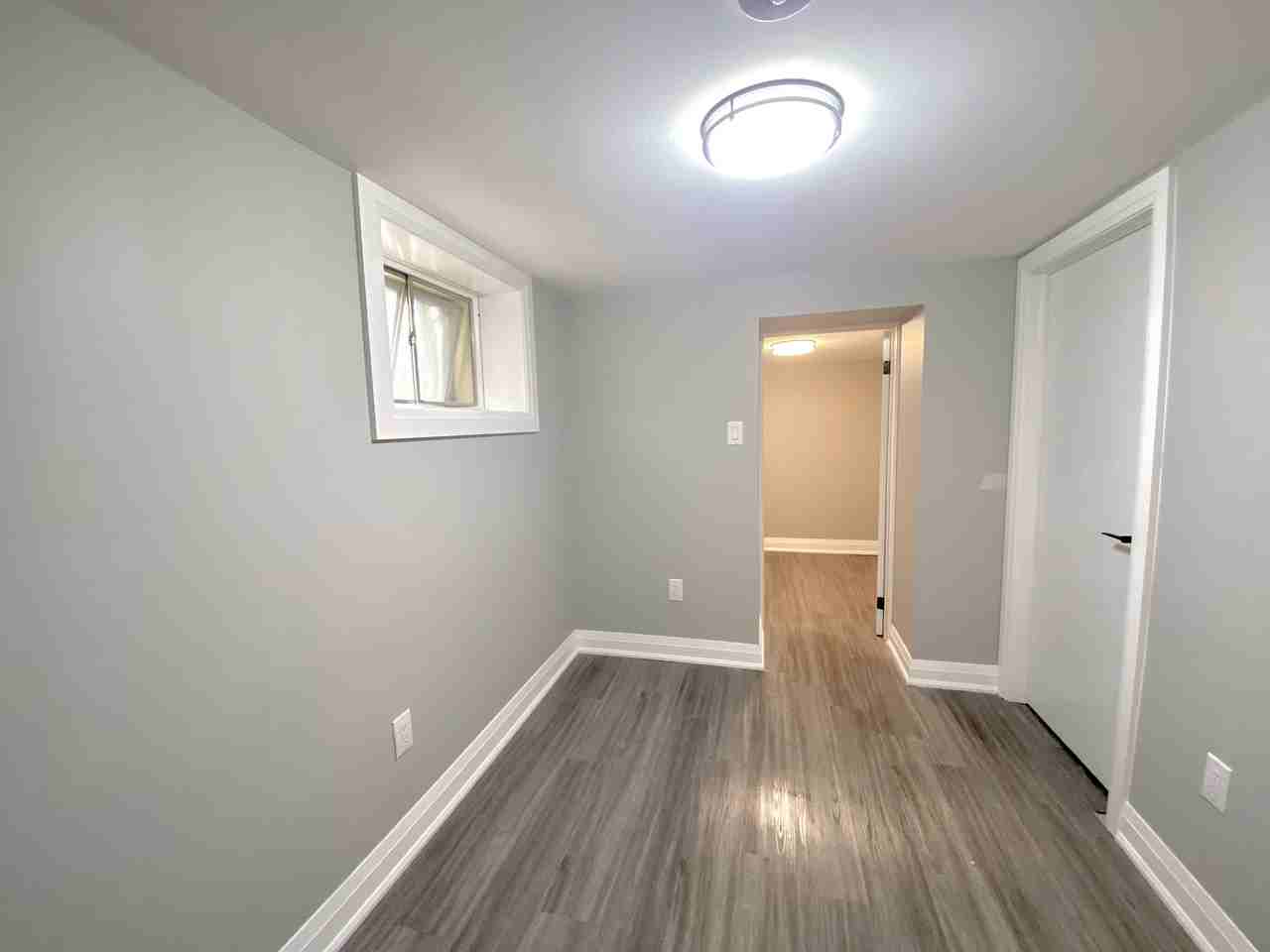 953 Montclair Ave - Photo 2 of 22