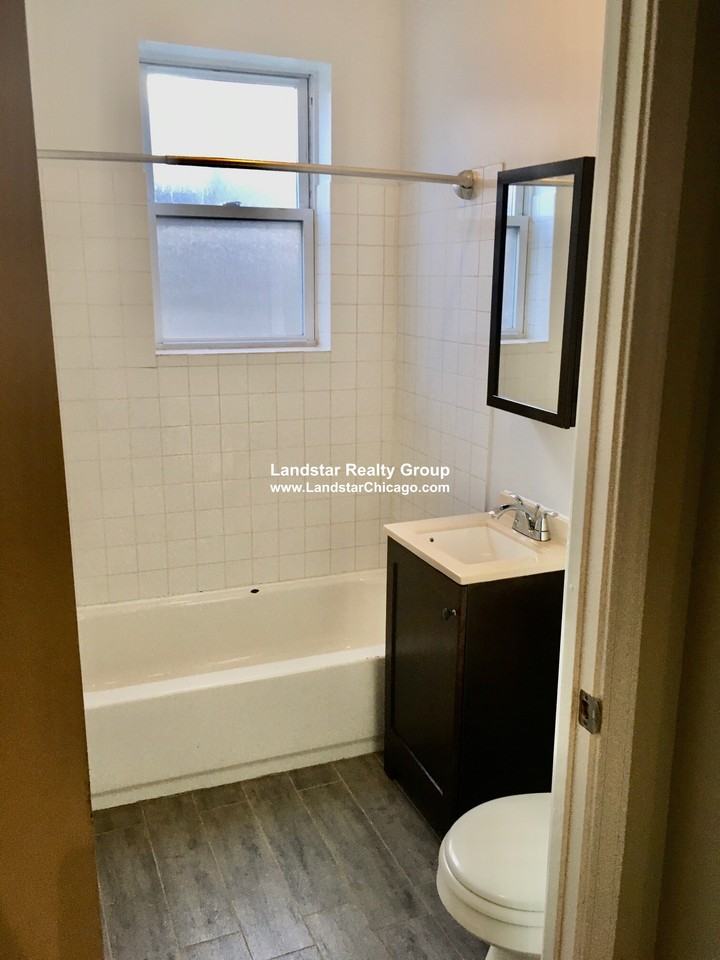 1627 N Humboldt Blvd #4C - Photo 4 of 9