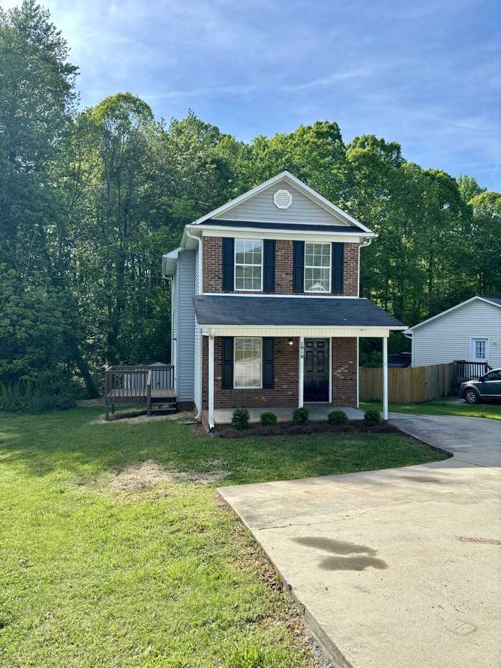 1010 Old Linwood Rd - Photo 3 of 31
