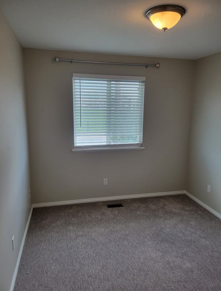 226 Wn #57 - Photo 5 of 8