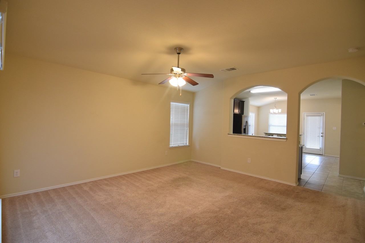 6303 Cool Creek Dr - Photo 7 of 20
