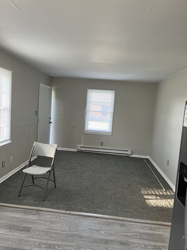 119 Wye St #119 - Photo 6 of 11