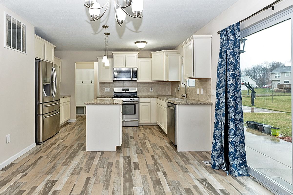 981 Pennine Ridge Way #NA - Photo 2 of 15