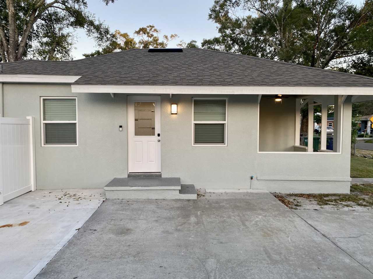 1313 W Patterson St #NA - Photo 3 of 20