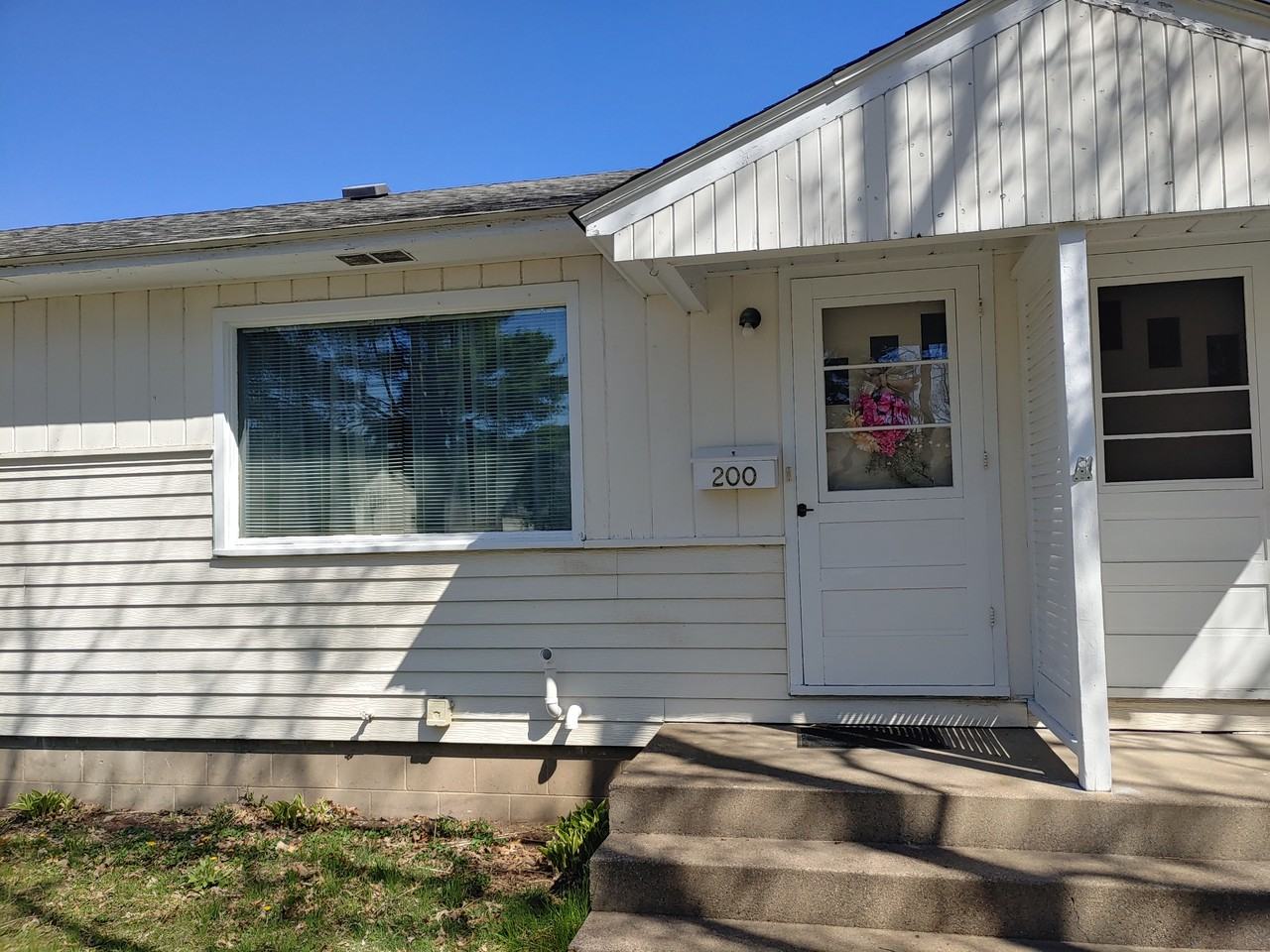 200 Leroy St #200LEROY - Photo 2 of 9