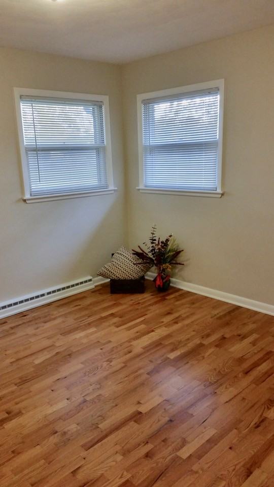 813 Clemens Avenue #NA - Photo 4 of 16