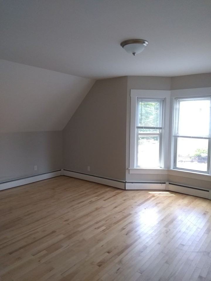 29 Beech Street - Photo 3 of 13