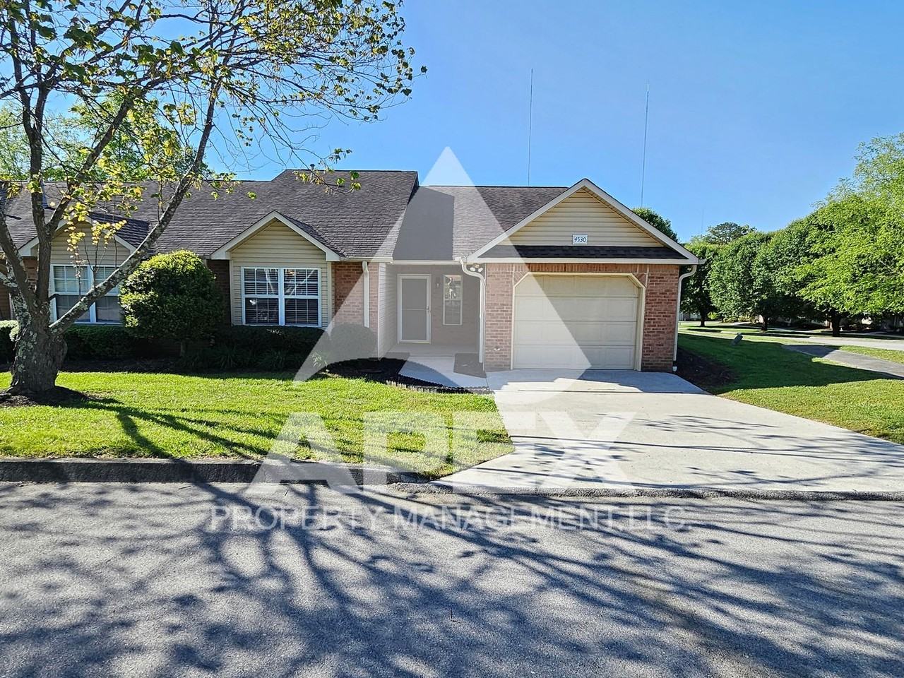 4530 Shamus Way - Photo 3 of 29