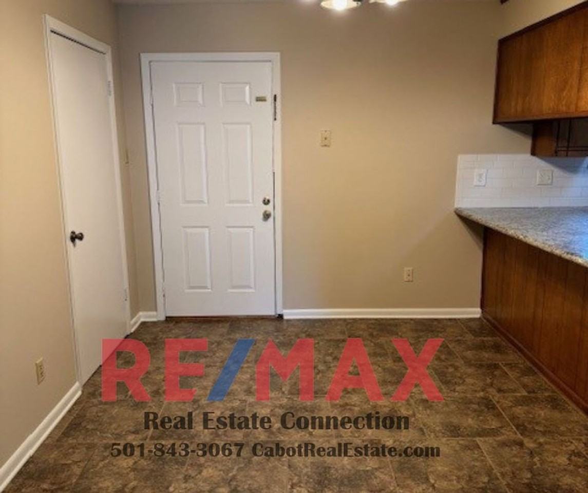 31 S 10th St - Photo 6 of 10