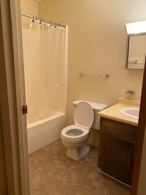 2130 Maint St #4B - Photo 2 of 16