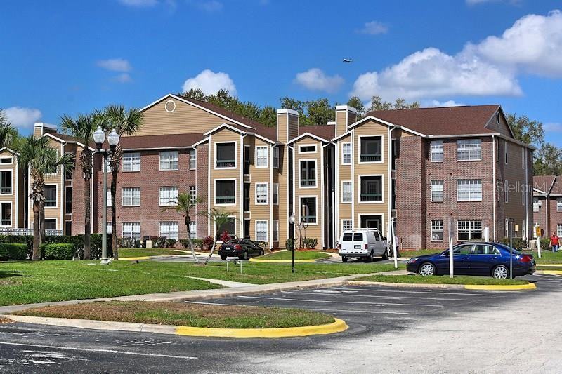 4350 Perkinshire Ln #107