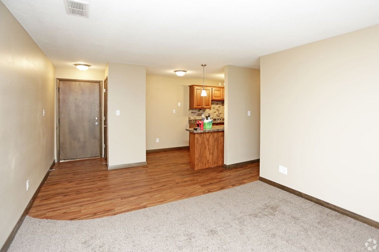 Wyndsor Terrace - Photo 4 of 11