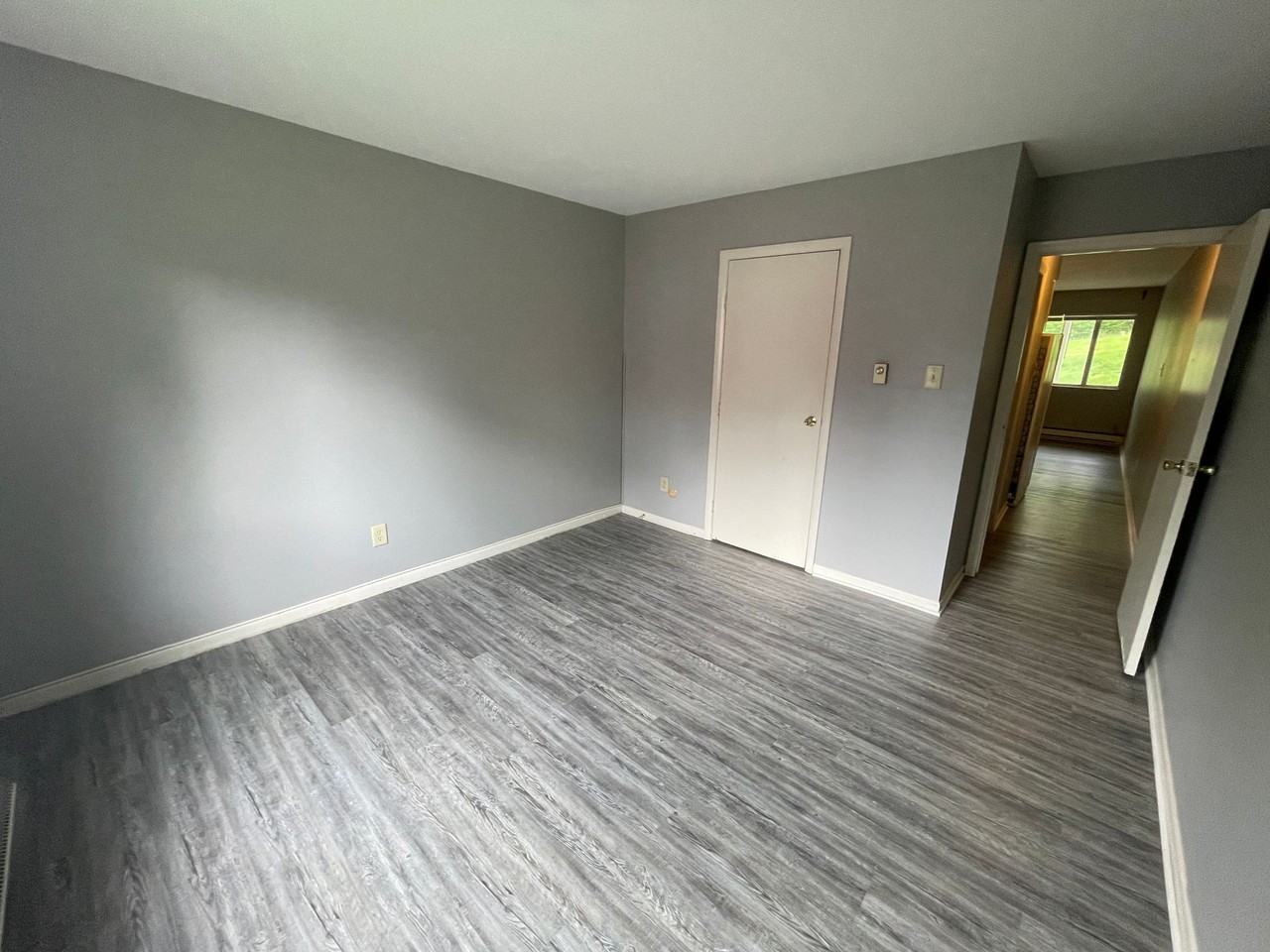 727 W. Dixie St - Photo 7 of 8