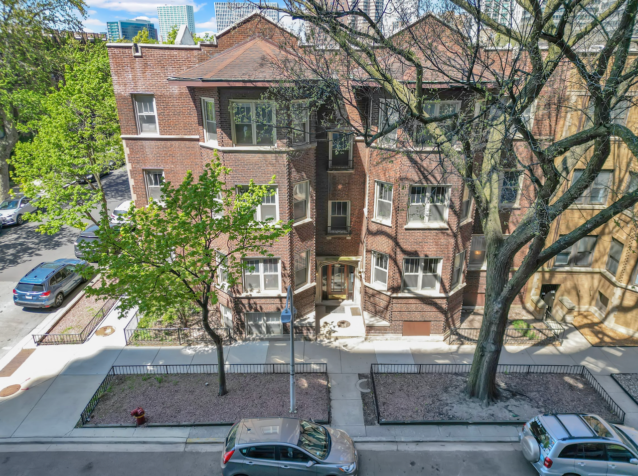 Pine Grove and Cornelia Lakeview Apartments - Photo 3 of 36