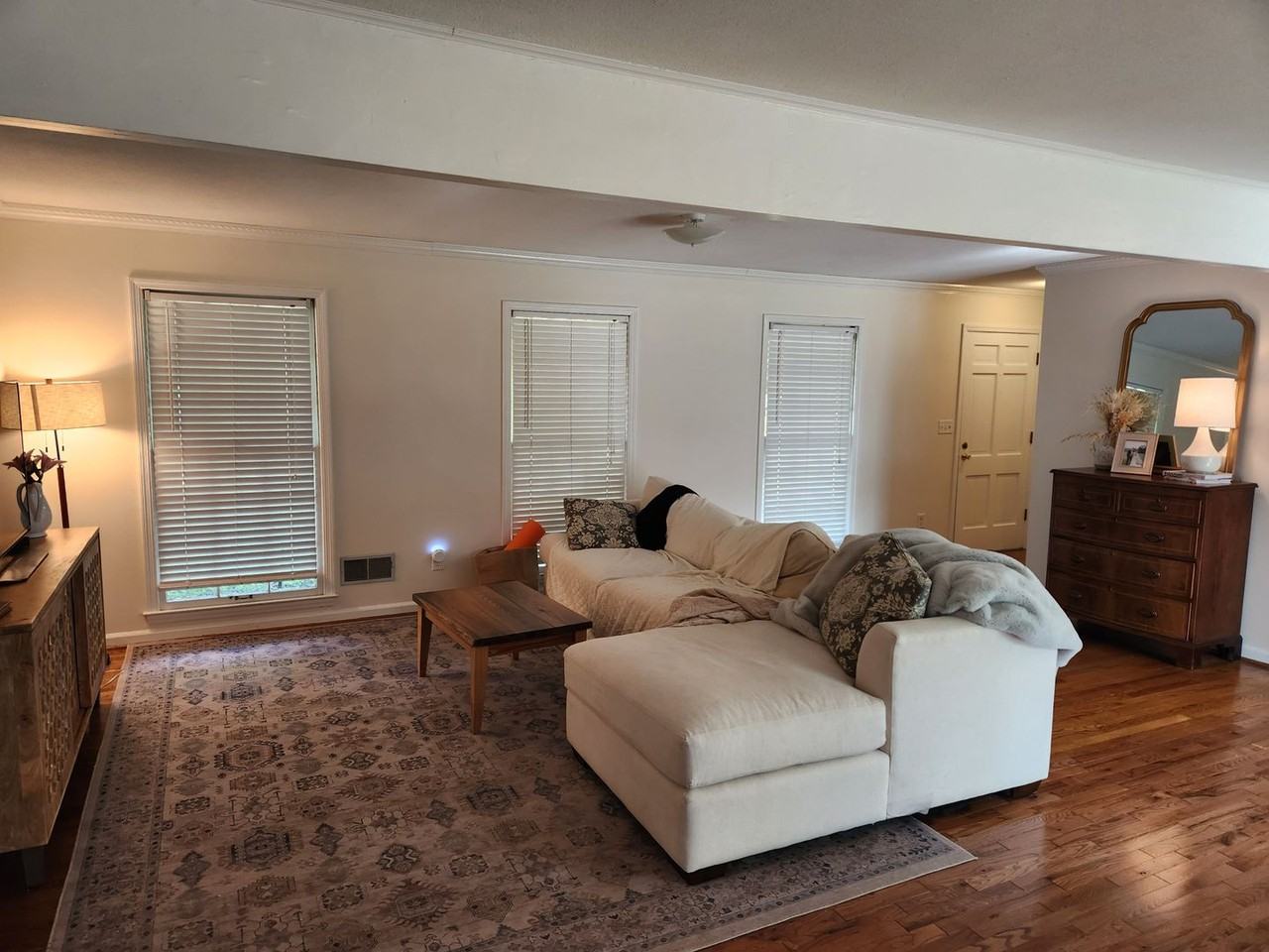 1412 Bariwood Dr - Photo 6 of 8