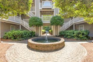 5011 Sharon Rd #F - Photo 1 of 1