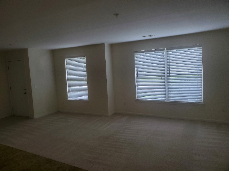 10122 Sunrise Dr - Photo 4 of 17