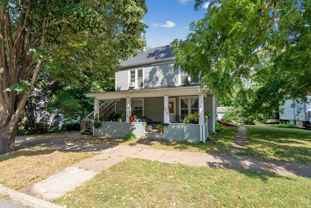 1012 Clay St - Cedar Falls - Photo 1 of 1