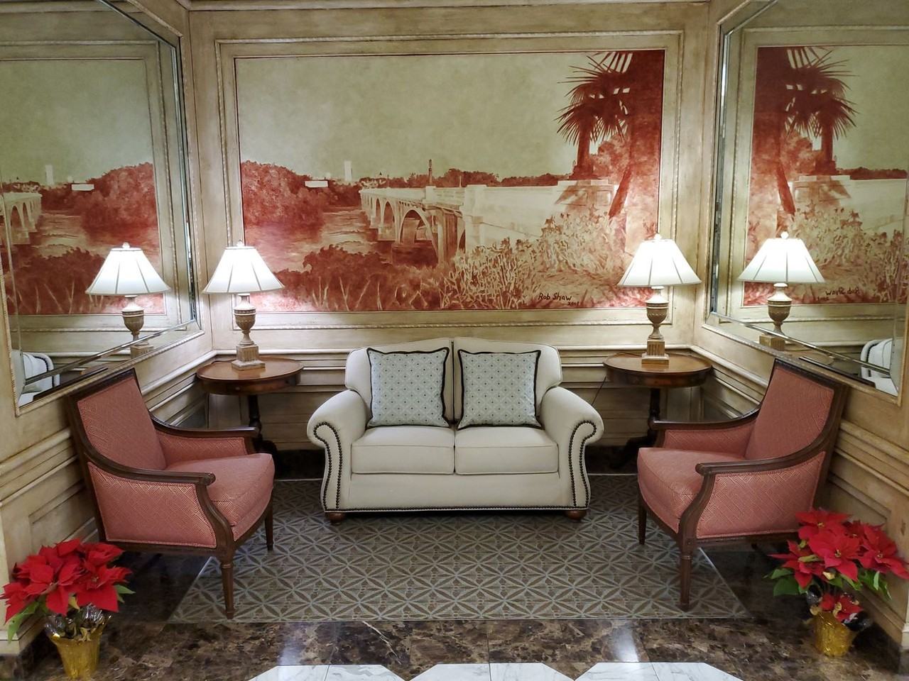 1520 Senate St - Photo 5 of 12