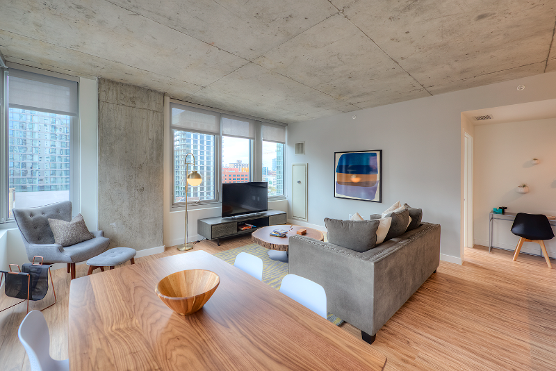 171 N Desplaines St - Photo 5 of 14