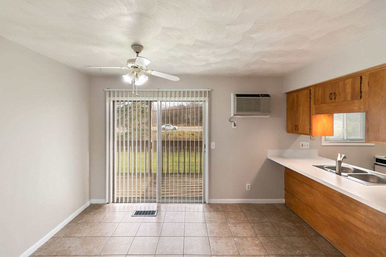 Pine Cove Apartments (Camelot Apartment Management Inc) - Photo 6 of 37