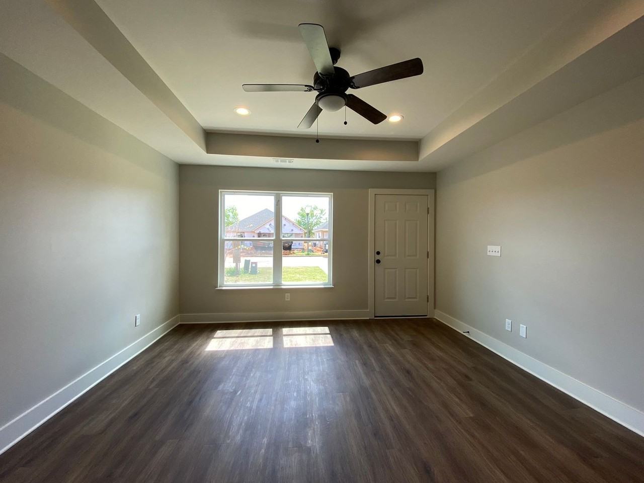 6228 Burbank Crossing Loop - Photo 7 of 50