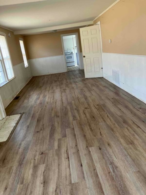 436 S Bristow Ave - Photo 2 of 4