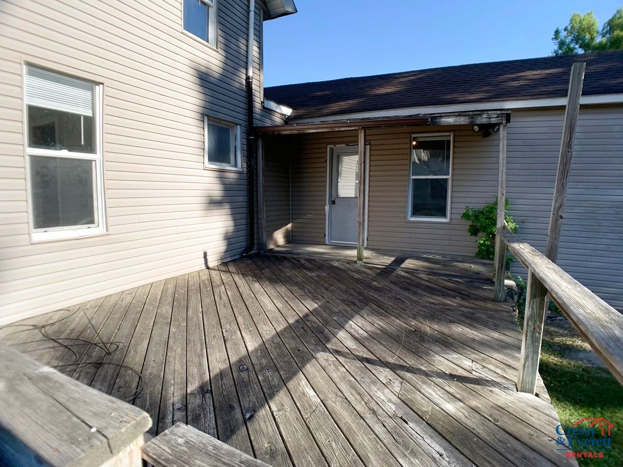 1021 N 5th St - Photo 4 of 20