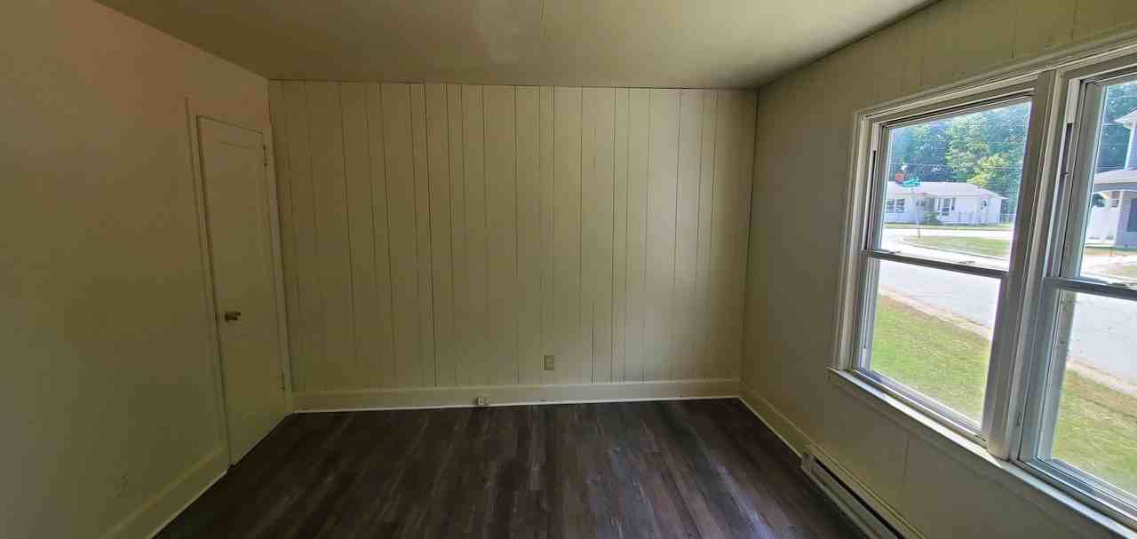 2400 Maywood St - Photo 5 of 7