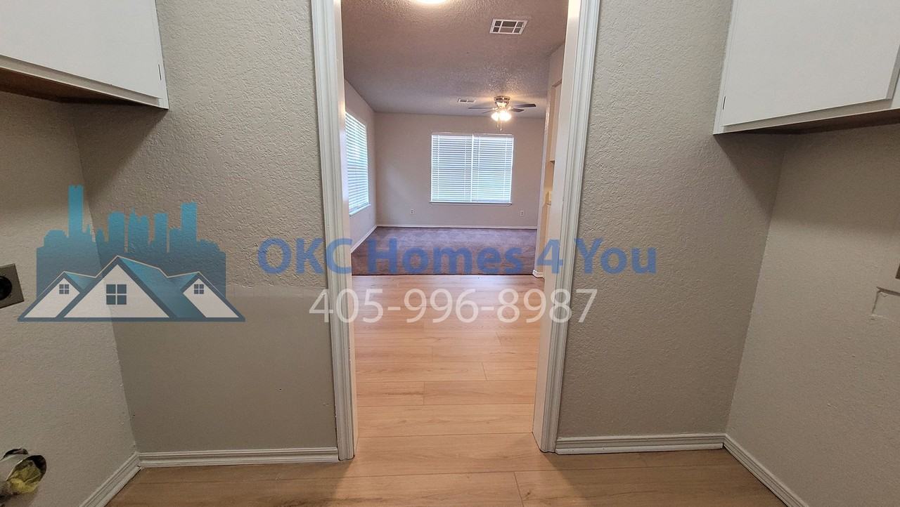 1645 Se 52nd St - Photo 6 of 16
