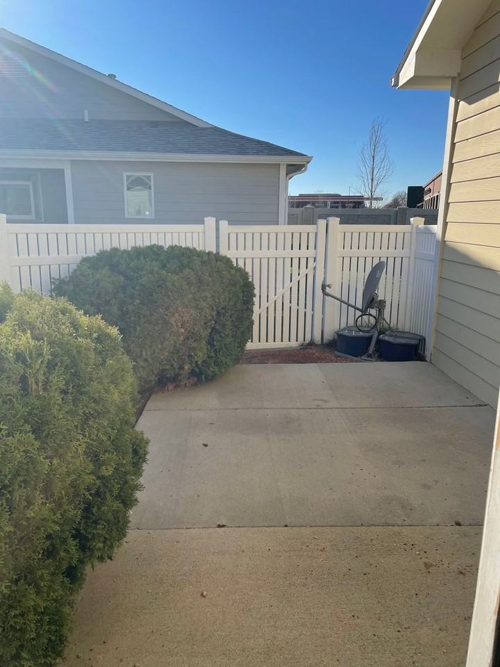 1532 Golden Blvd - Photo 5 of 35