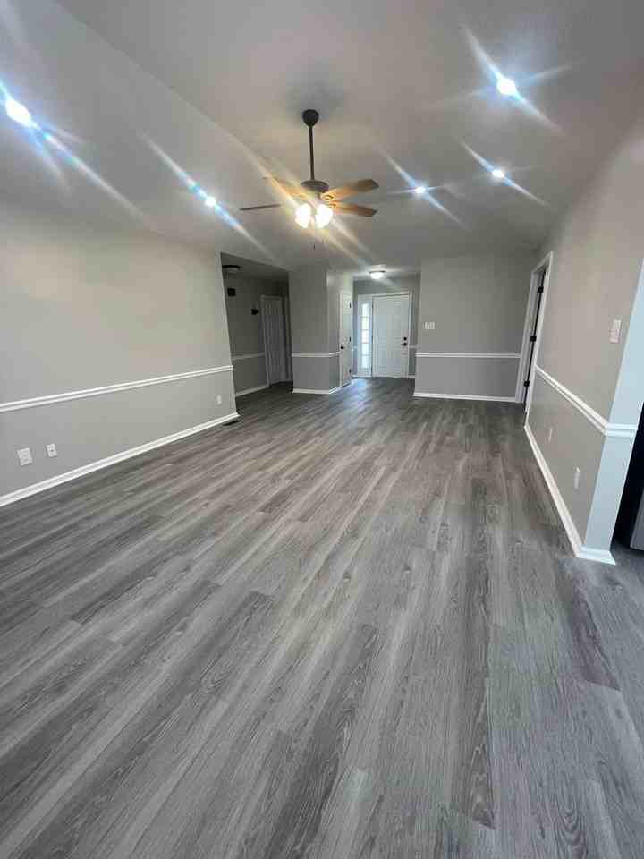 4715 Cutter Mill Rd - Photo 7 of 20