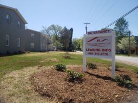 Woodlawn Court Apartments - Photo 1 of 1