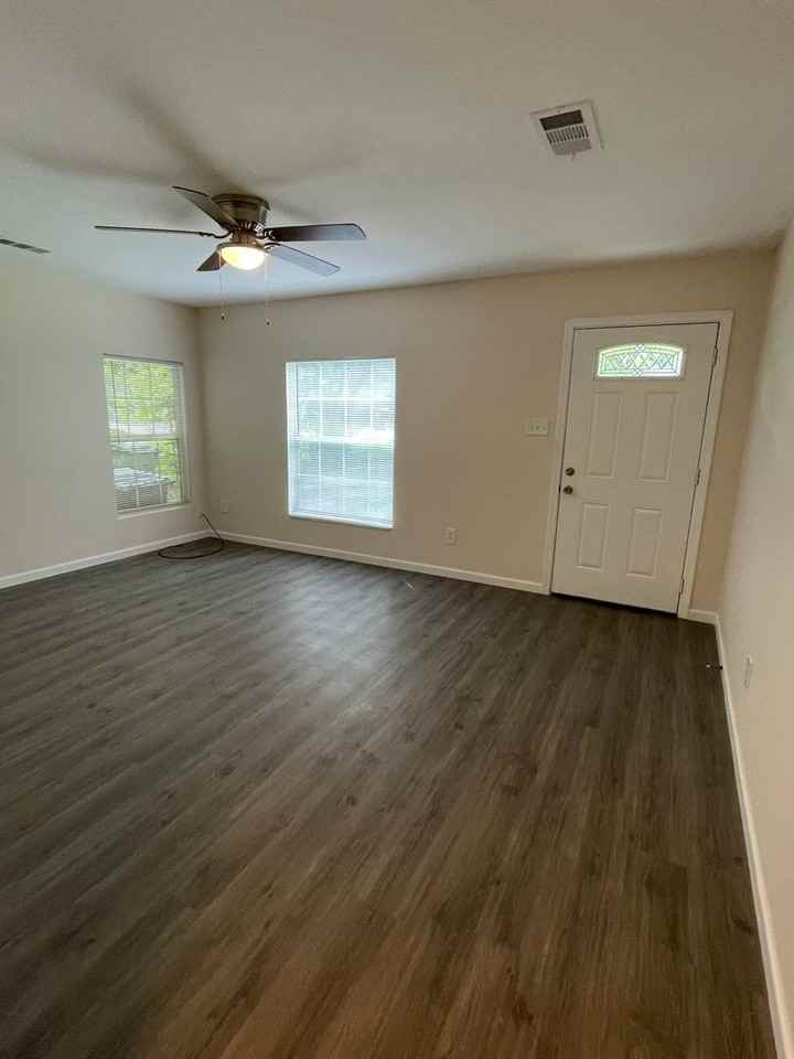 1817 Live Oak Ave - Photo 5 of 20