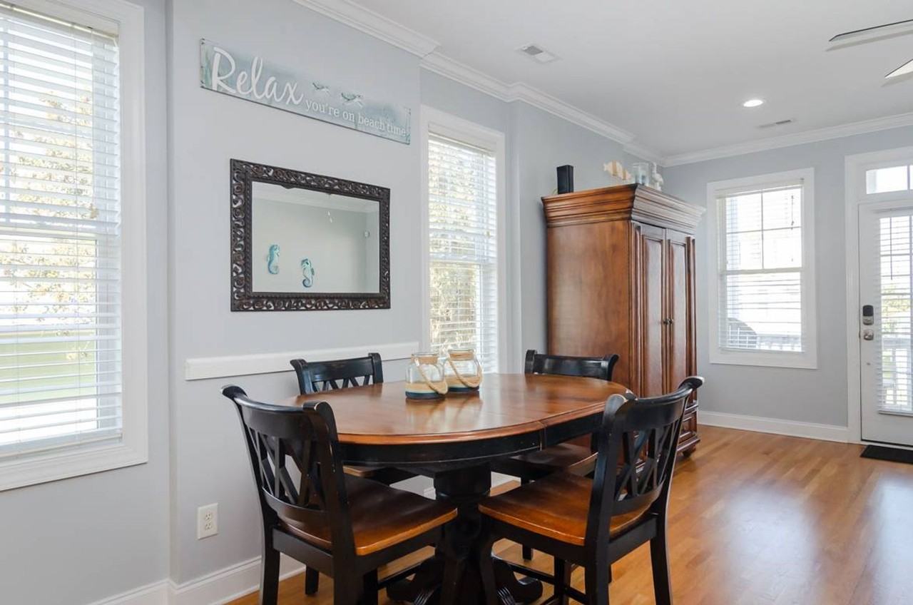 1108 Lake Park Blvd S - Photo 3 of 29