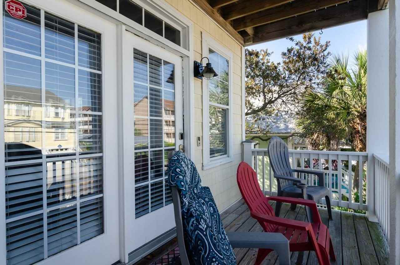 1108 Lake Park Blvd S - Photo 6 of 29