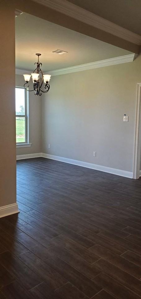 902 Hackberry Dr - Photo 5 of 9