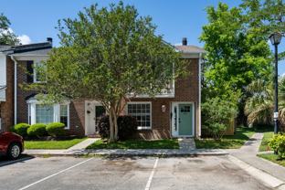 664 Swinton Ct - Photo 1 of 1