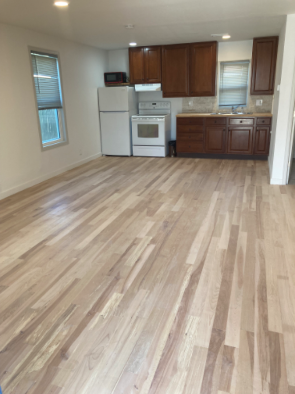 2760 Eppinger Blvd - Photo 3 of 15