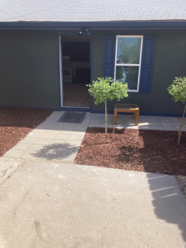 2760 Eppinger Blvd - Photo 4 of 15