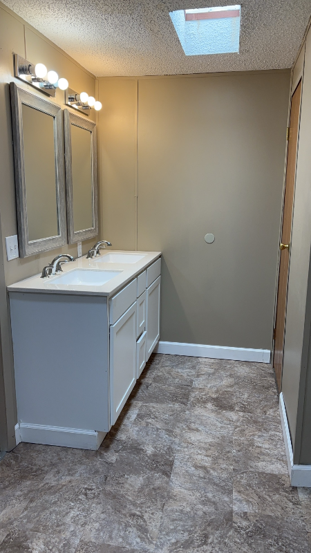 1716 East Market Avenue - Photo 3 of 13