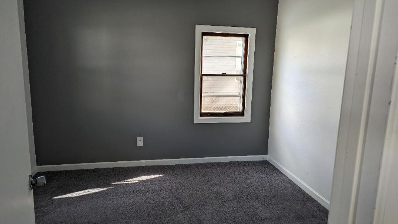 2262 S Hamilton St - Photo 7 of 12