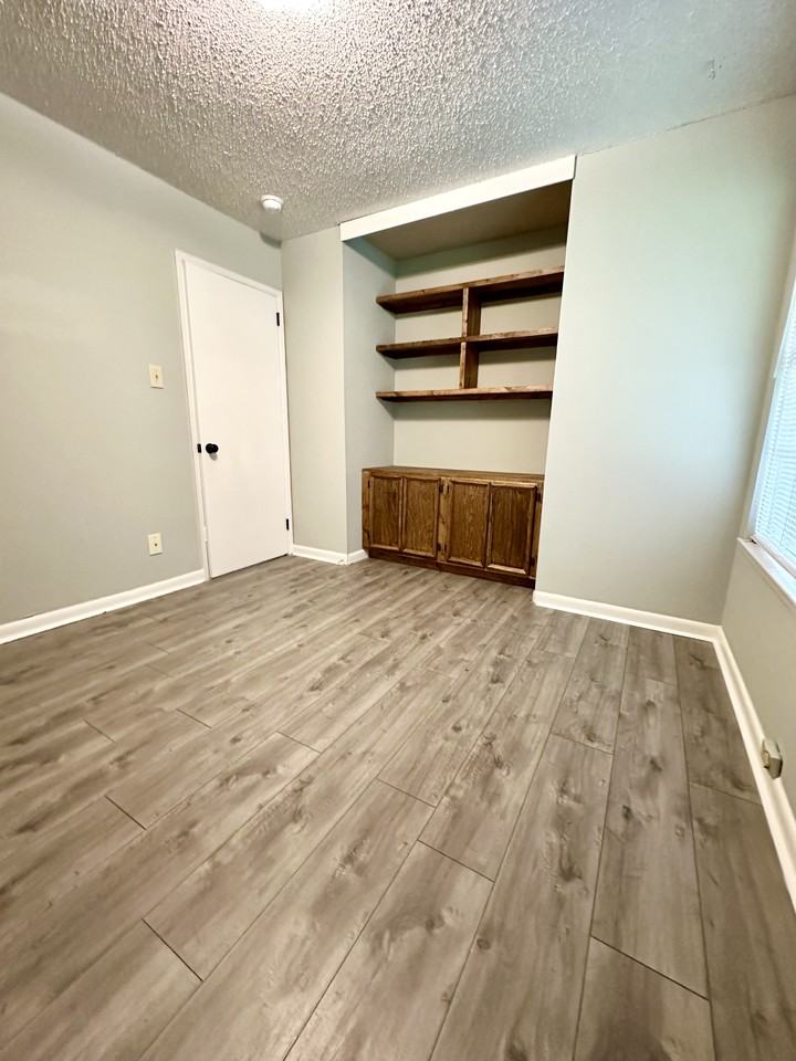 124 Emerite Dr #NA - Photo 7 of 19