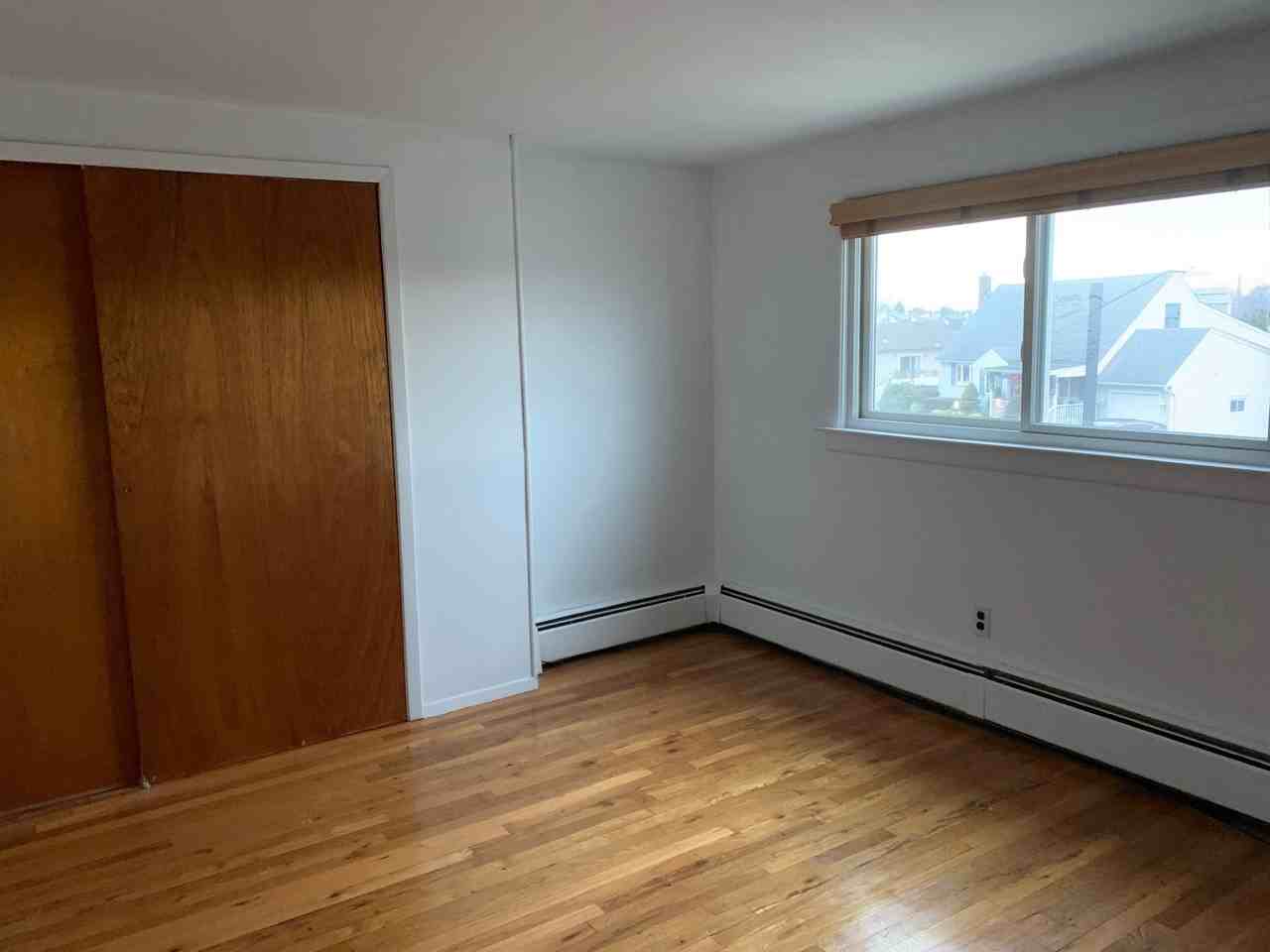 3994 Kingsberry Rd #2ndFL - Photo 3 of 11