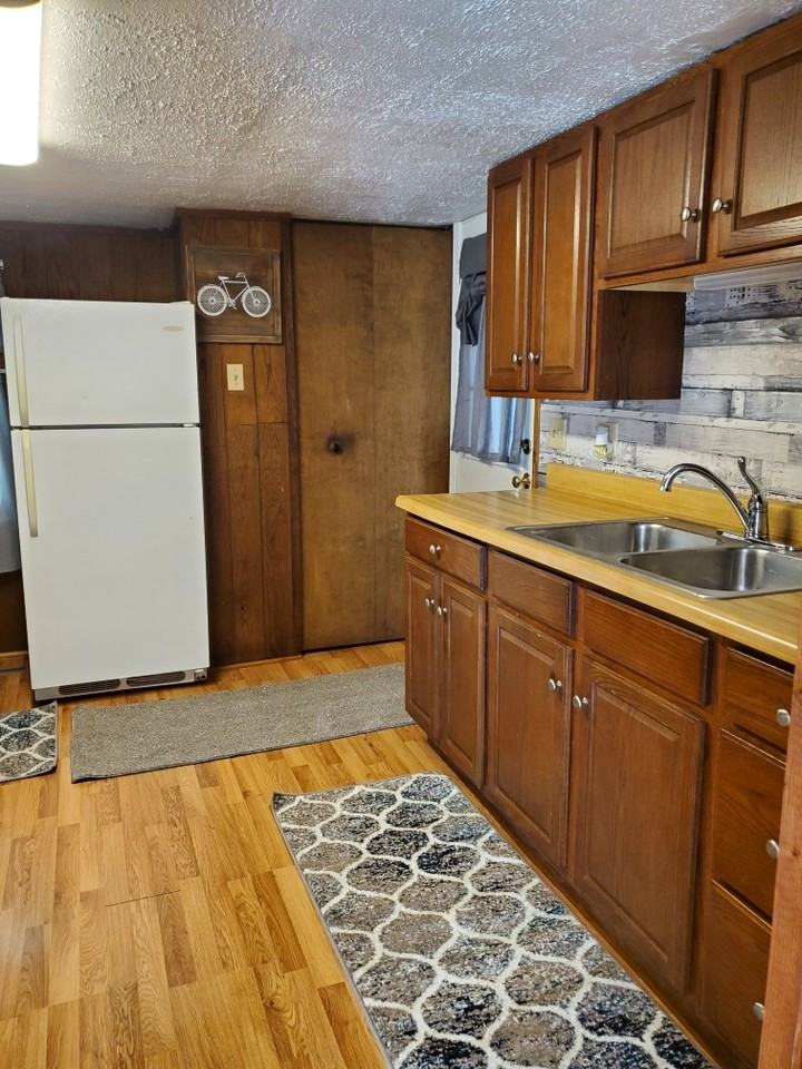 843 Indian Creek Valley Rd #NA - Photo 4 of 16