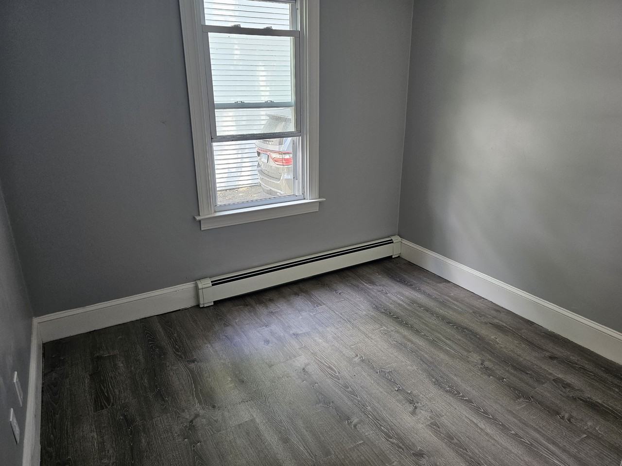 53 Grove St #A - Photo 4 of 19